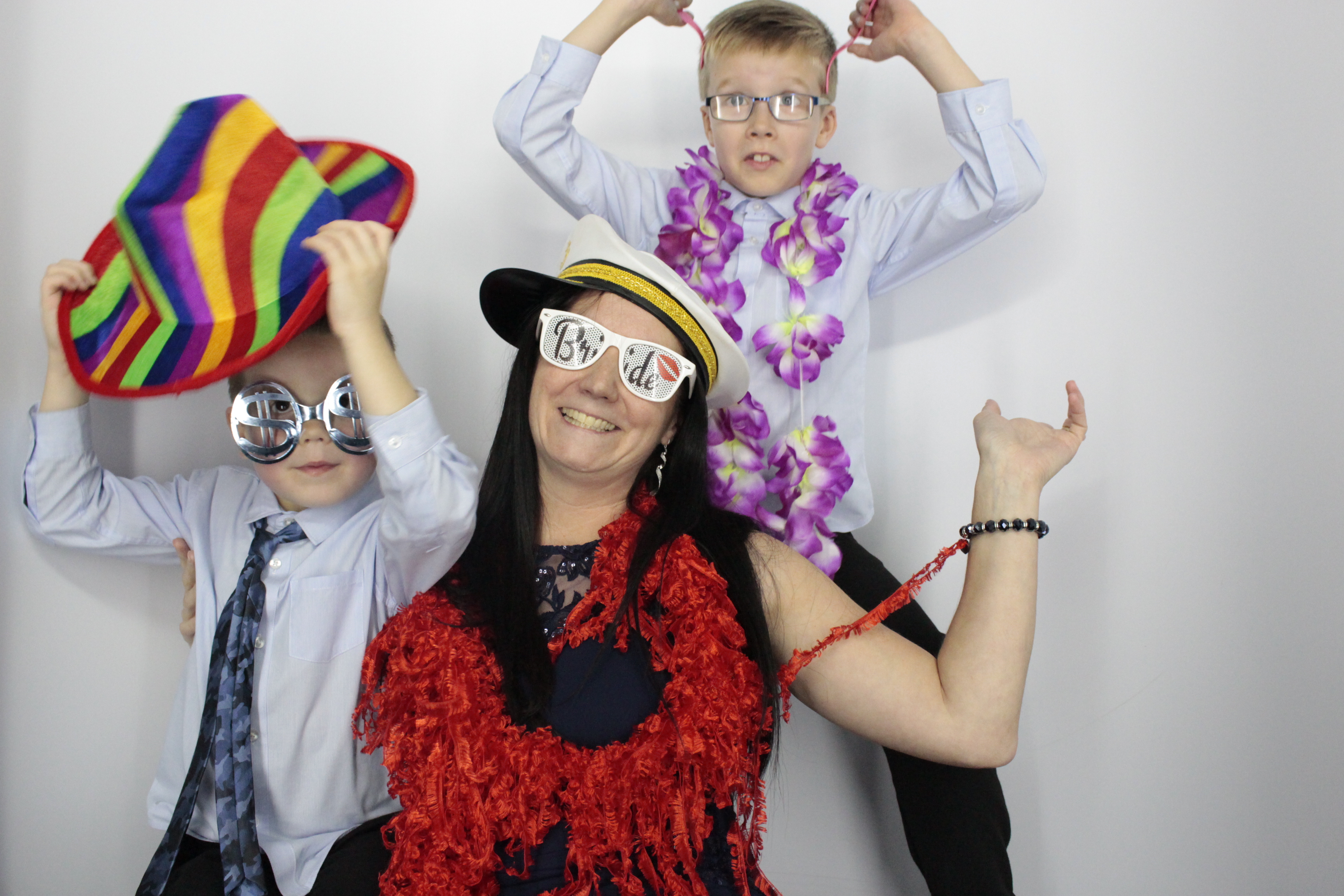 Chelsea & Matthew's Wedding | View more photos from the event at gallery.myphotoboothexperience.co.uk/u/MyPhotoBoothExperienceLtd/Chelsea-Matthews-Wedding
